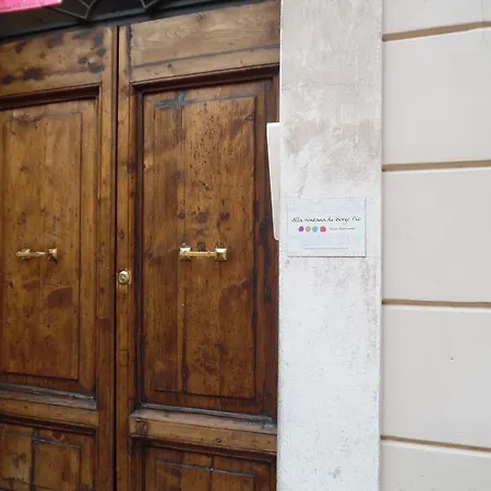 Apartment Alla Fontana Di Borgo Pio